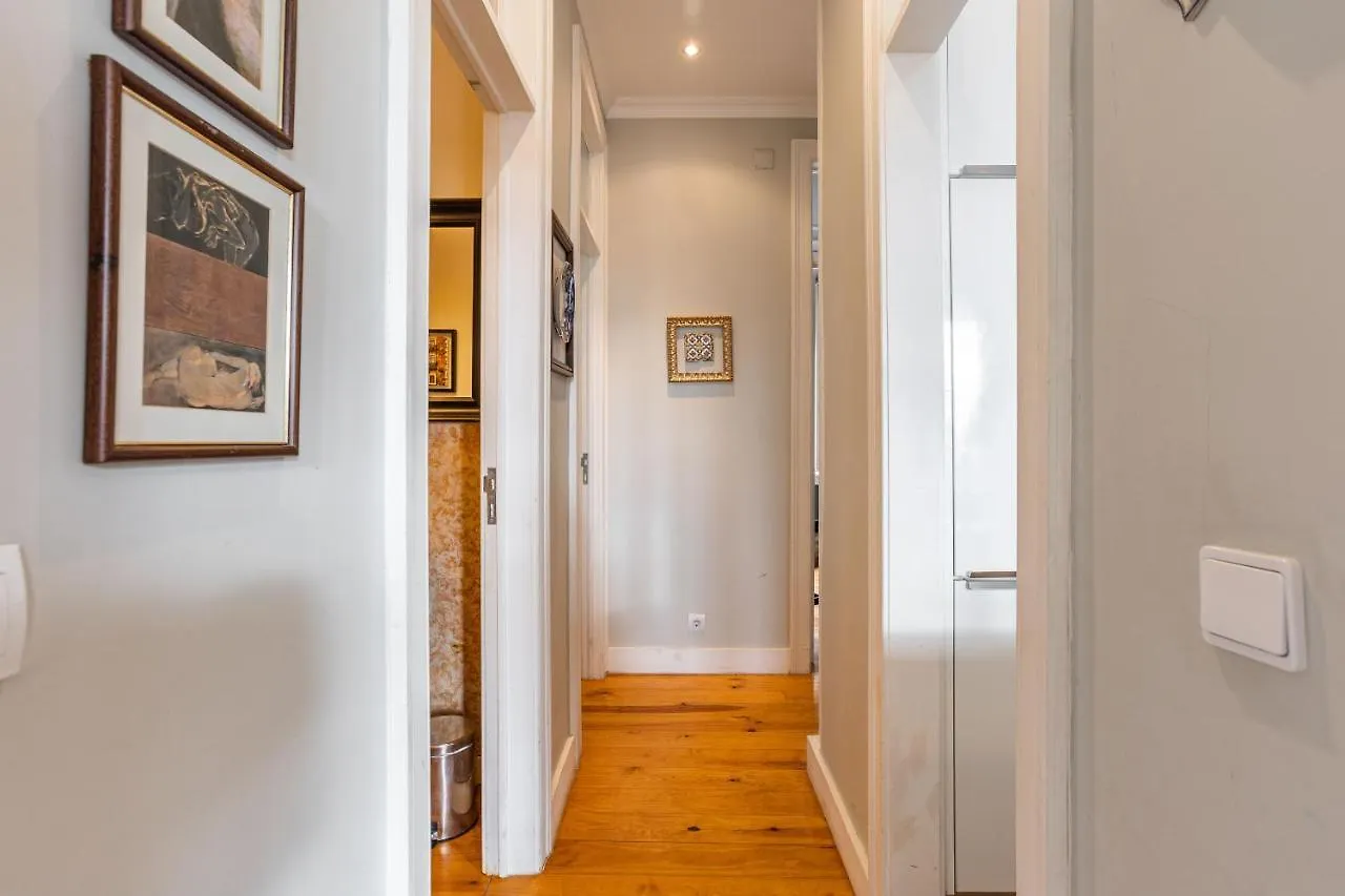 Bright Tailor Made Apartment By The Castle Lisboa