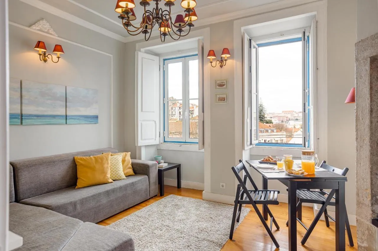 Bright Tailor Made Apartment By The Castle Lisboa