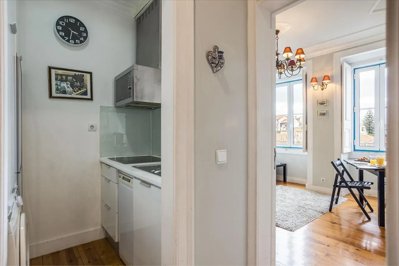 Bright Tailor Made Apartment By The Castle Lisboa Portugal