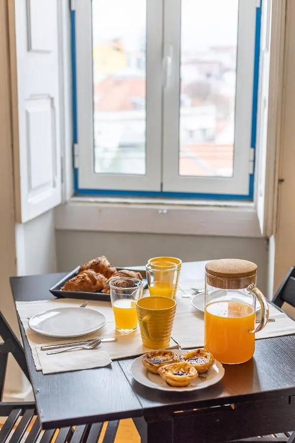 Bright Tailor Made Apartment By The Castle Lisboa