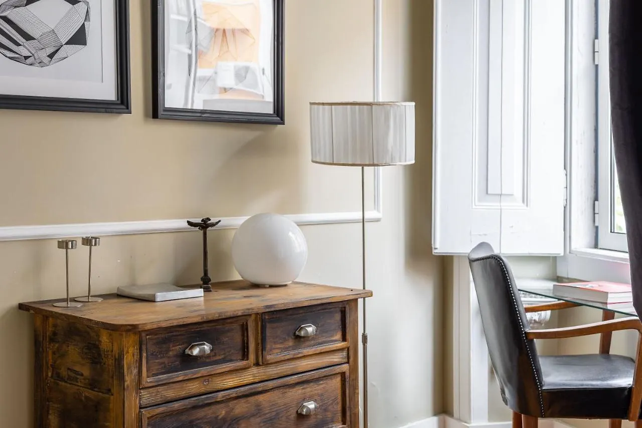 Bright Tailor Made Apartment By The Castle Lisboa